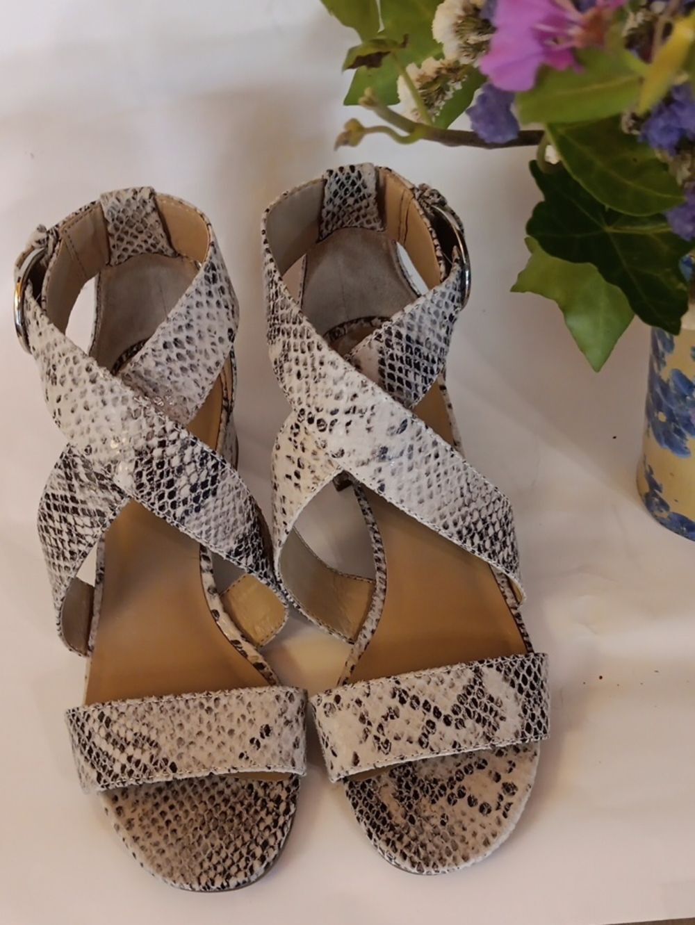 Naturalizer Alexa Grey Cream Black Snakeskin Block Heel Sandals
